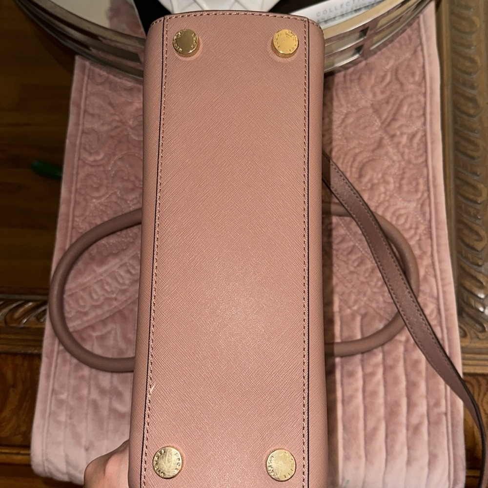 Michael Kors Bag - Picture 5 of 16